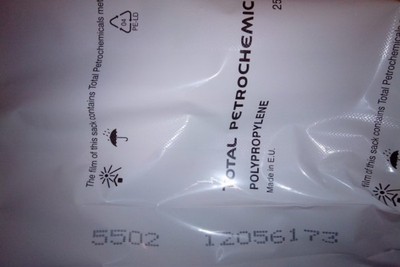 美国泰科纳TPEEXFR440热塑性聚酯弹性体，具备卓越耐化学性、高弹性与出色抗疲劳性的高性能材料