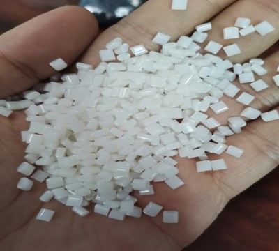 美国杜邦原装进口POM500AF塑料原料，高耐磨抗蠕变，适用于精密机械部件的高性能工程塑料
